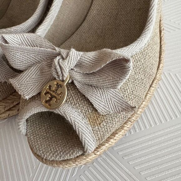 Tory Buch Espadrilles Wedged Slip On Metallic Canvas Neutral Tan Size 6.5 - Picture 9 of 10